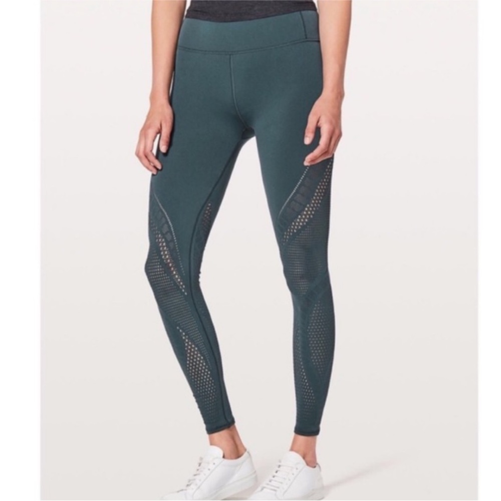 Lululemon reveal tight leggings blue/gray